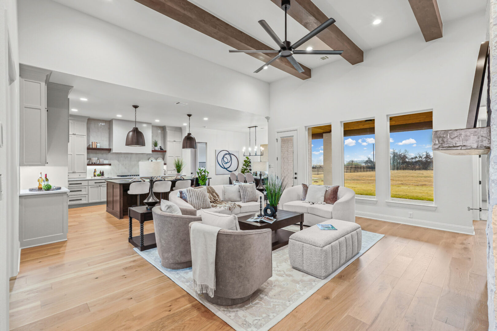 Model Home Couto Homes